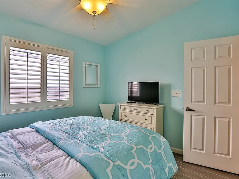 3240 Peaceful Shadows Ct — Photo 16