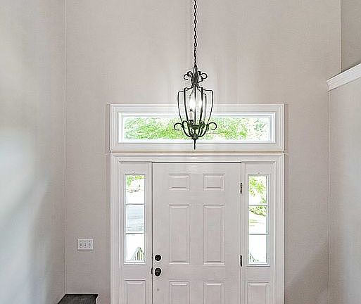 Two-story grand entry