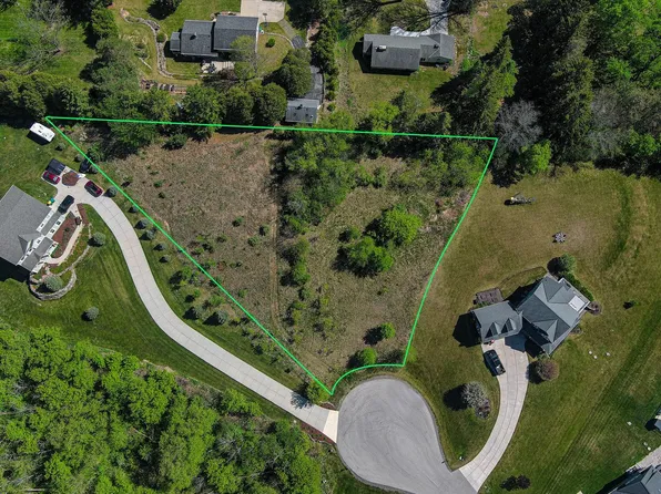 Lt5 S MANOR COURT, Germantown, WI 53022