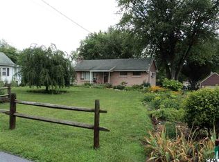 47 Springers Ln, New Cumberland, PA 17070