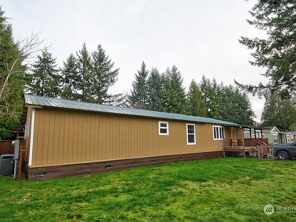 3rd image of 13021 212th Avenue Ct E