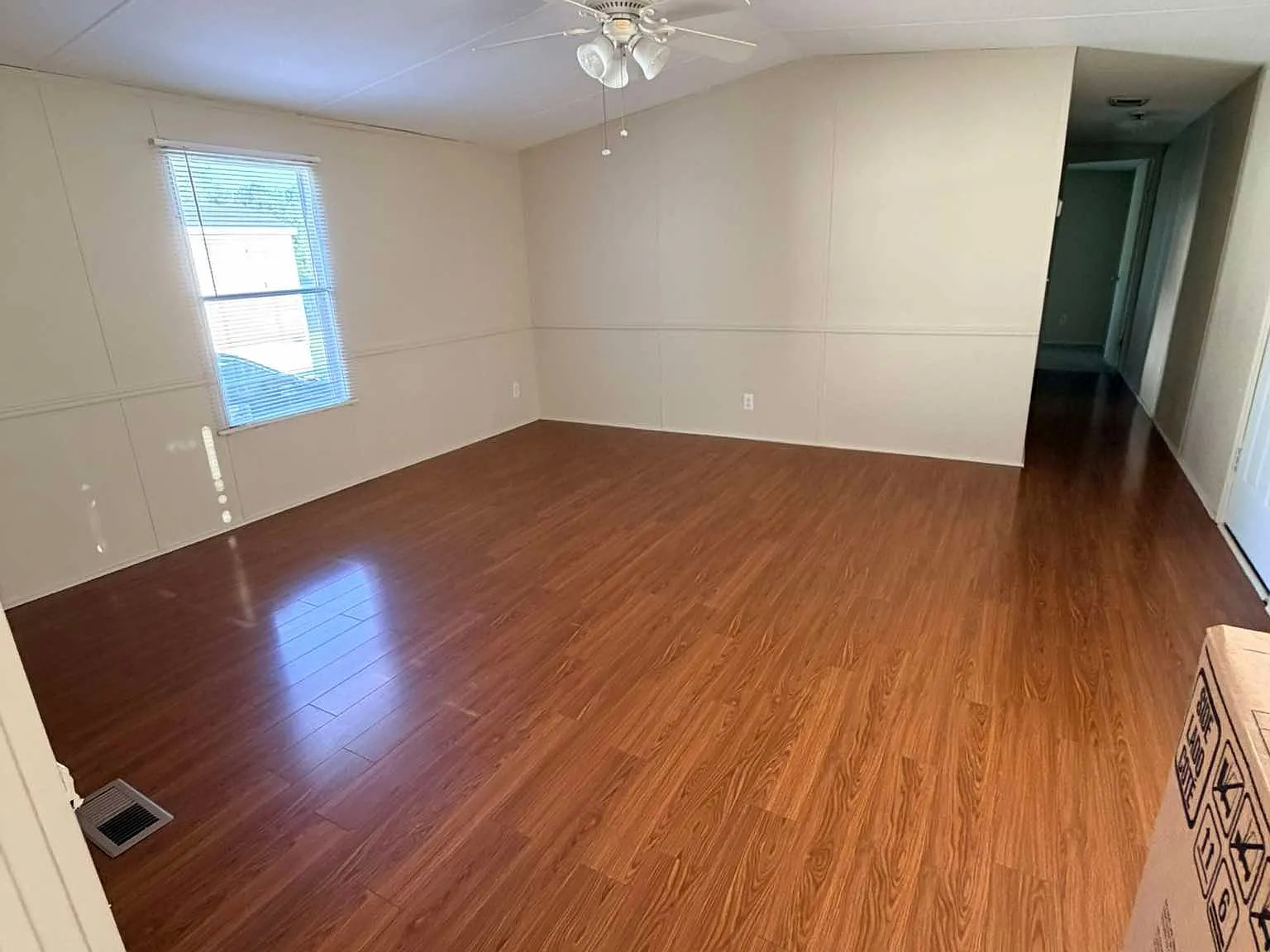 3 bed, $1,175 — Photo 2