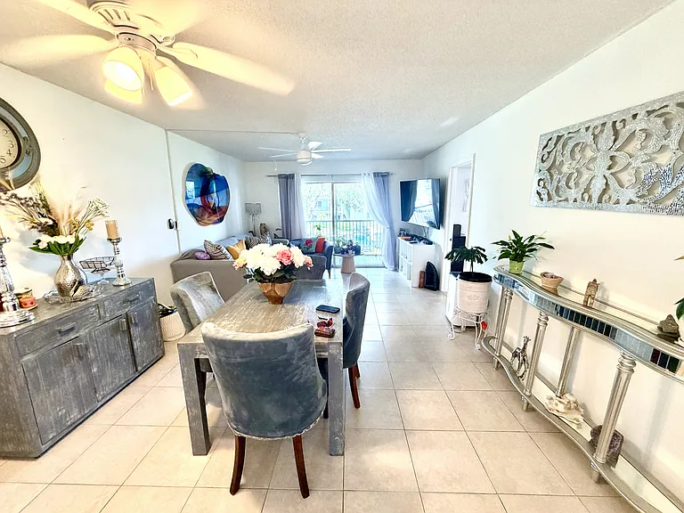650 SW 124th Ter #202 — Photo 7