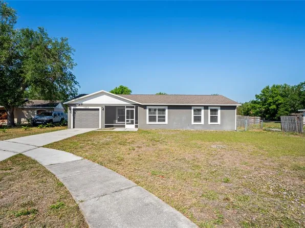 1225 Harvest Home Ct, Ruskin, FL 33570