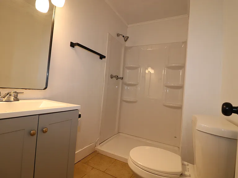 21 Larue St #7 — Photo 5