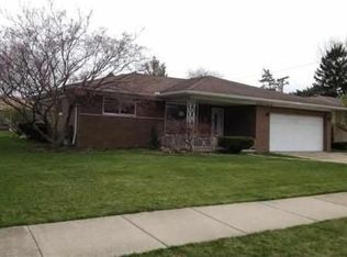 23068 Raven Ave, Eastpointe, MI 48021