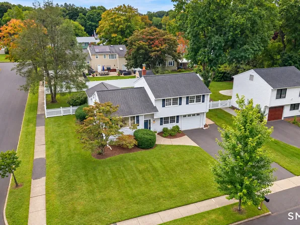 65 Cynthia Drive, Fairfield, CT 06824