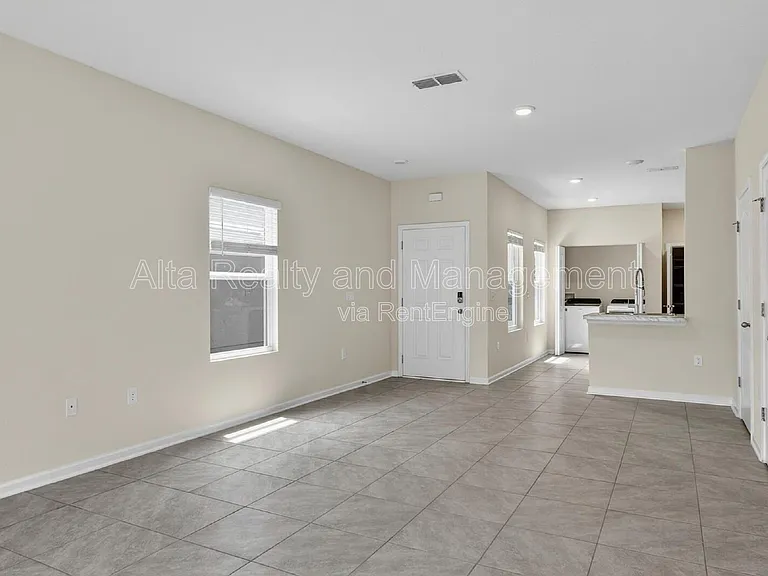 7759 Legacy Trl — Photo 5