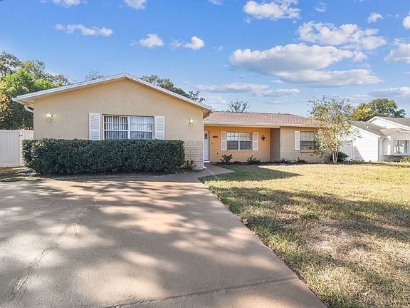 4th image of 13382 Banyan Rd