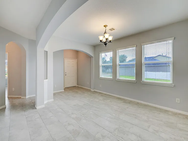 6302 Provident Green Dr — Photo 3