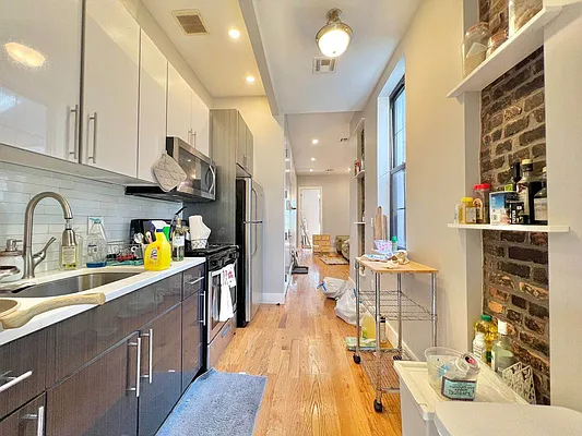 Rented by Doorway NYC, LLC | media 2