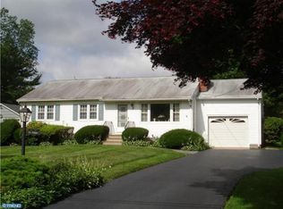 19 New Rd, Lambertville, NJ 08530