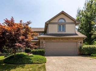 3292 Squire Oak Dr, Lexington, KY