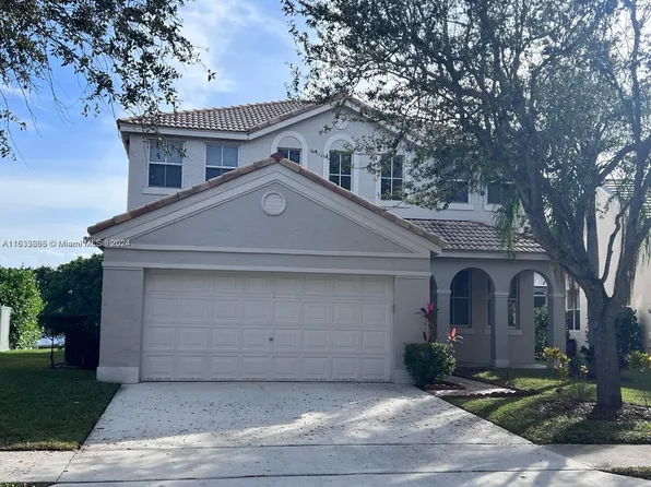 844 Savannah Dr, Fort Lauderdale, FL 33327