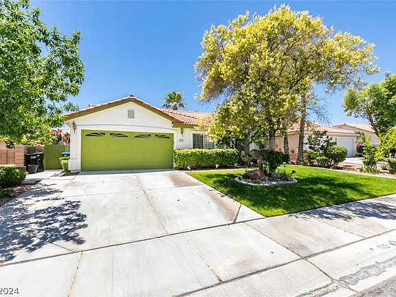 2nd image of 5021 Tropical Glen Ct