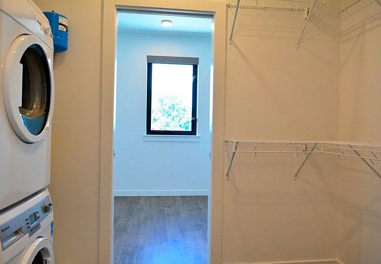 3334 SE Belmont St #302 — Photo 10
