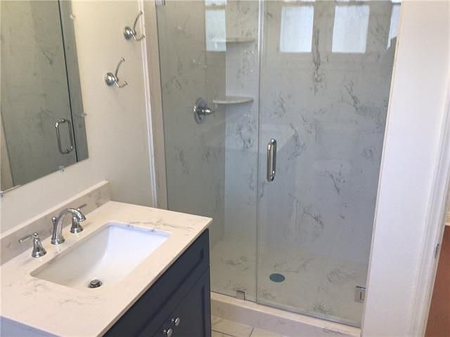 1st image of 4621 Dart St