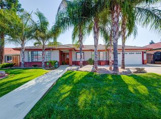 164 Brehler Ave, Sanger, CA 93657