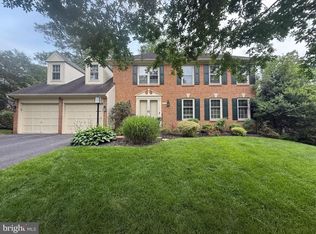 9123 Lakeland Valley Ct, Springfield, VA 22153