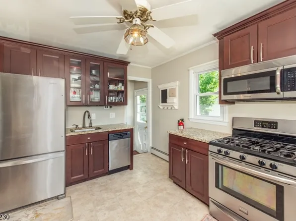 776 Lake Shore Dr, Parsippany-Troy Hills Twp., NJ 07054