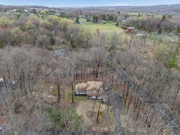 2 Brookside Ter, Raritan Twp., NJ 08822