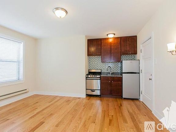 5th image of 4546 N Damen Ave APT 309