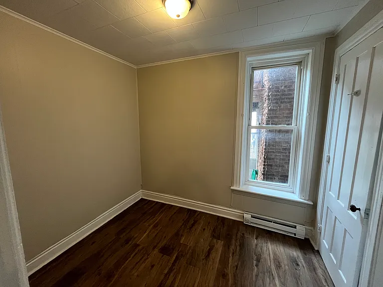 308 3rd St #1B — Photo 5