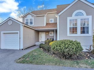 228 Mallard Ct, Yorktown Heights, NY 10598