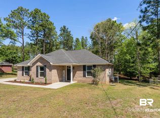 109 Lucy Dr, Bay Minette, AL 36507