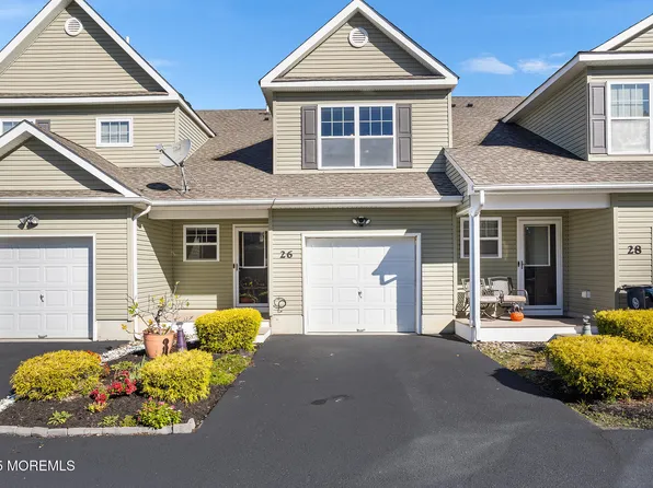 26 Wiley Way, Toms River, NJ 08757