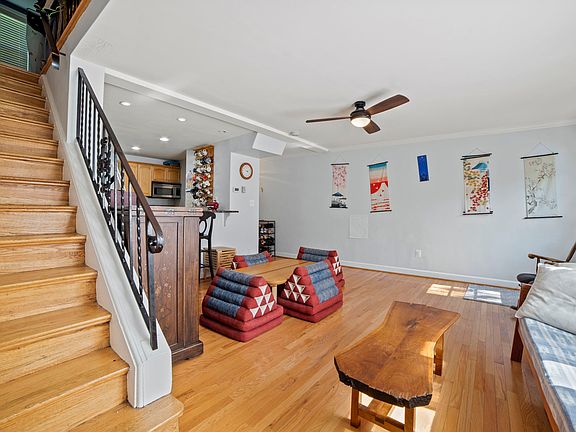 2nd image of 2908 Landover St #1