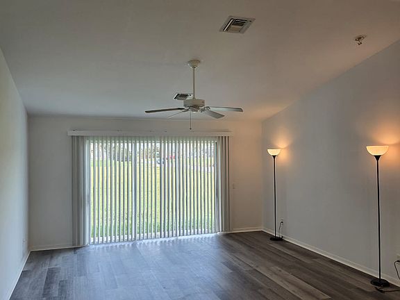 5th image of 2201 Embers Pkwy W