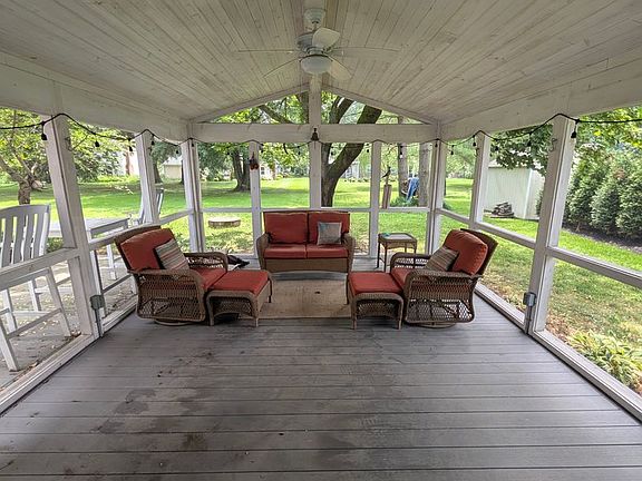 3rd image of 31195 Marvis Dr