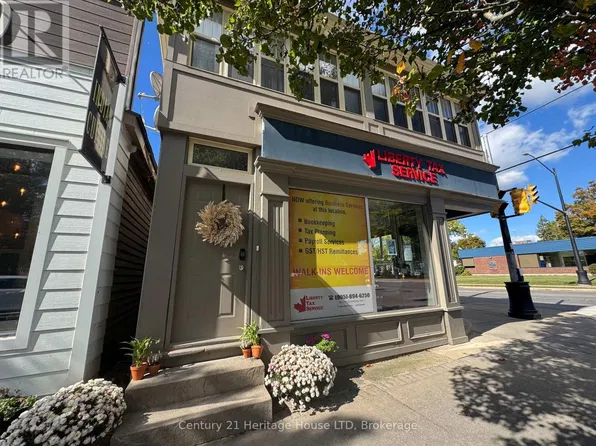 371 Ridge Rd N, Fort Erie, ON L0S 1N0