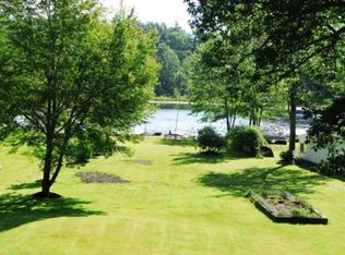 9 Wadleigh Point Rd, Kingston, NH 03848