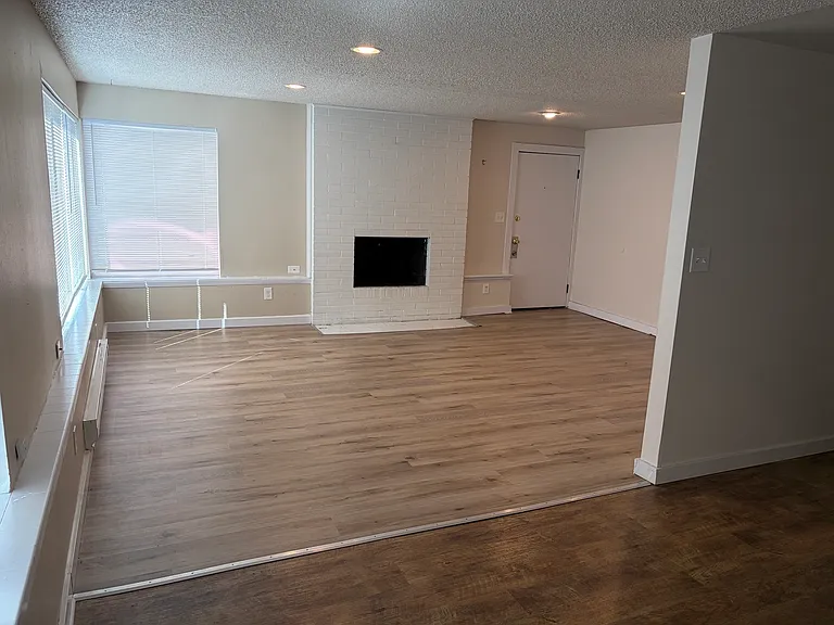 5017 Sand Point Pl NE — Photo 33