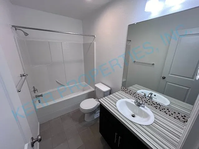 12996 SE 155th Ave — Photo 21