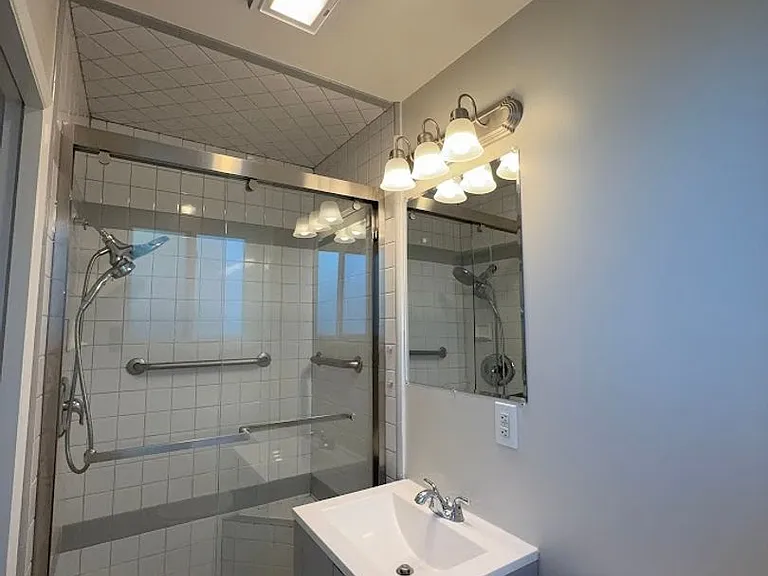 15148 Oro Grande St — Photo 37