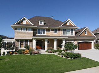 10642 Sonoma Rdg, Eden Prairie, MN 55347