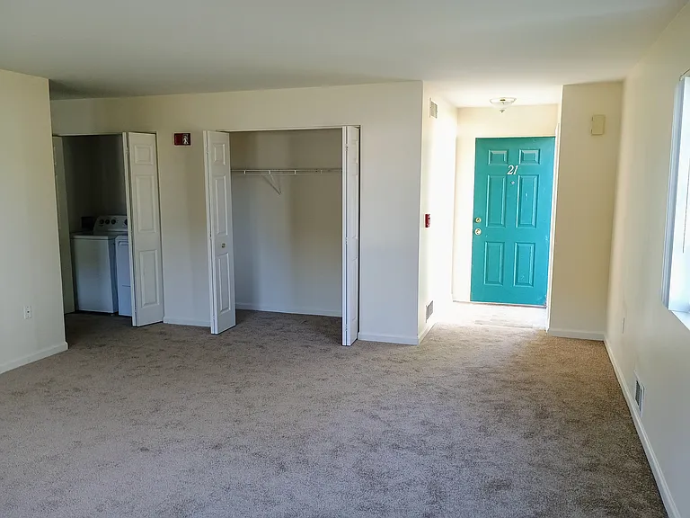 8936 Sheridan Rd #19 — Photo 4