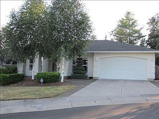 1st image of 3305 NE 145th Cir