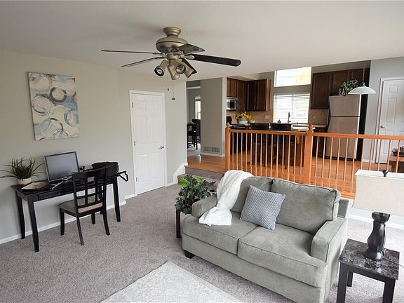 3rd image of 15647 E 107th Way