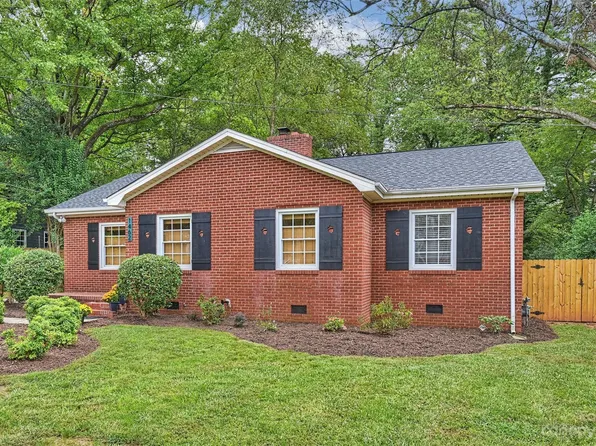 1462 Briar Creek Rd, Charlotte, NC 28205