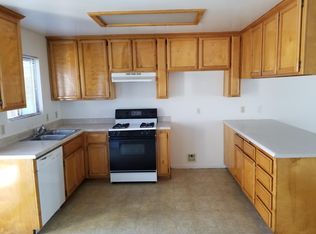 4115 Kilterbury Ln APT A, Bakersfield, CA 93311