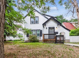 677 Jessamine Ave E, Saint Paul, MN 55106