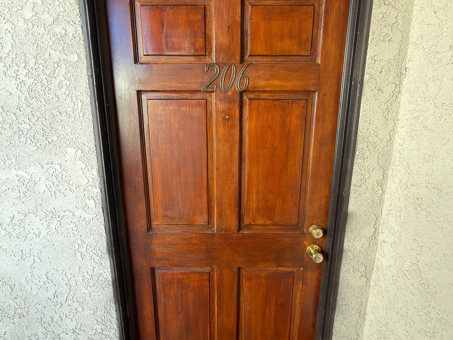 2 bed, 990 sqft, $2,695 — Photo 2