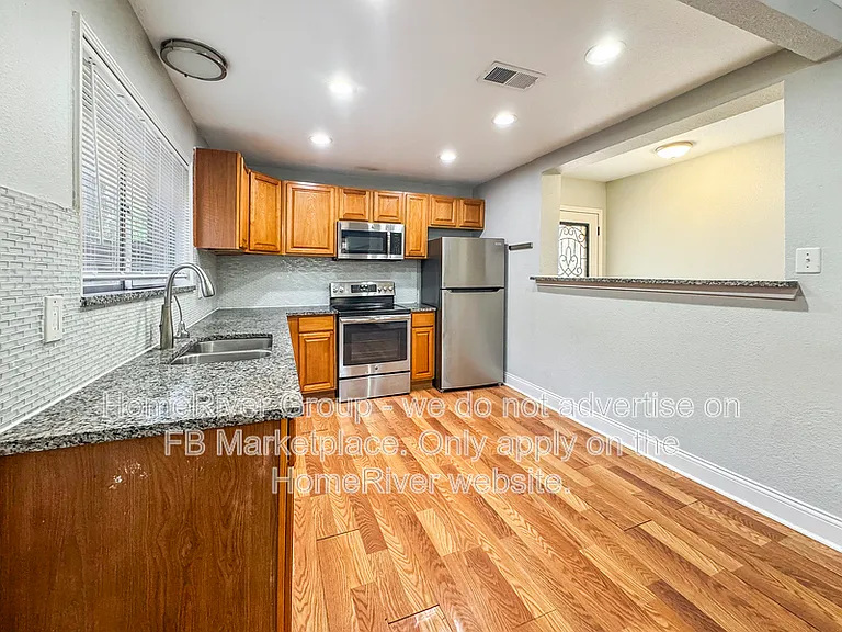 656 Fern Meadow Dr — Photo 6