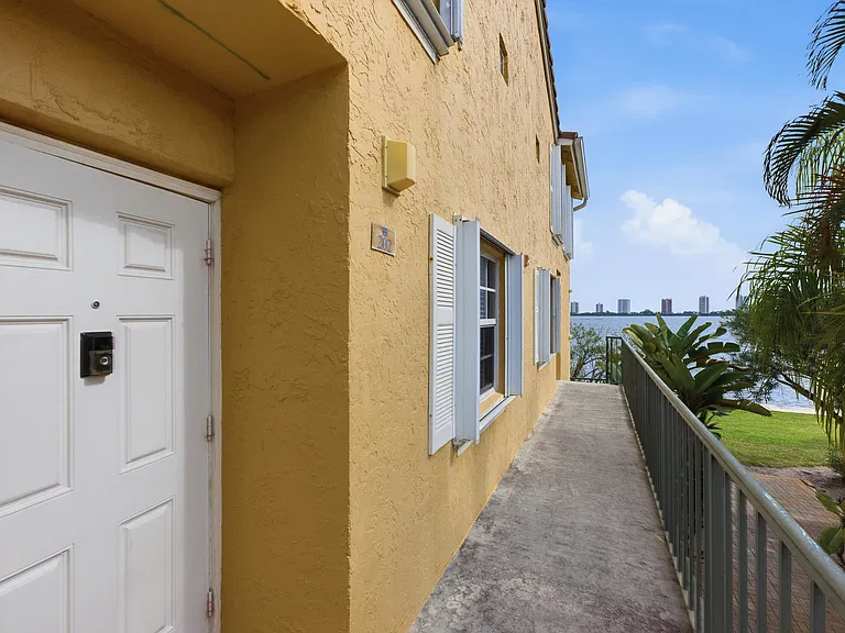 1155 Lake Shore Dr #202 — Photo 51