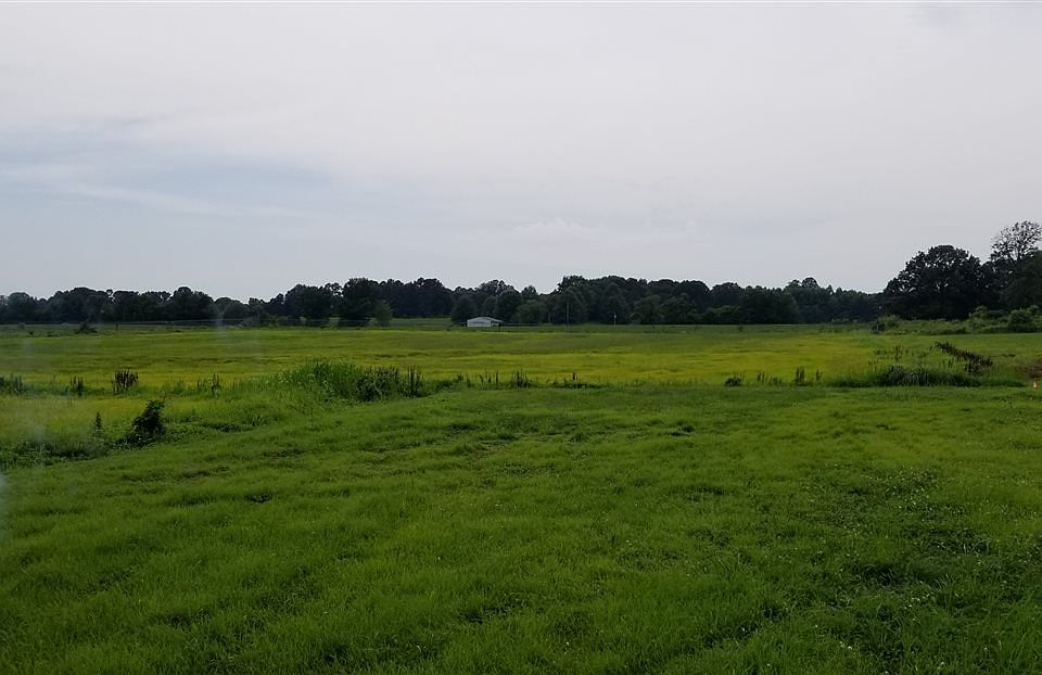 2nd image of 385 Milan Hwy
