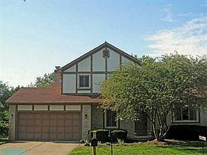 1st image of 7585 Deer Creek Dr